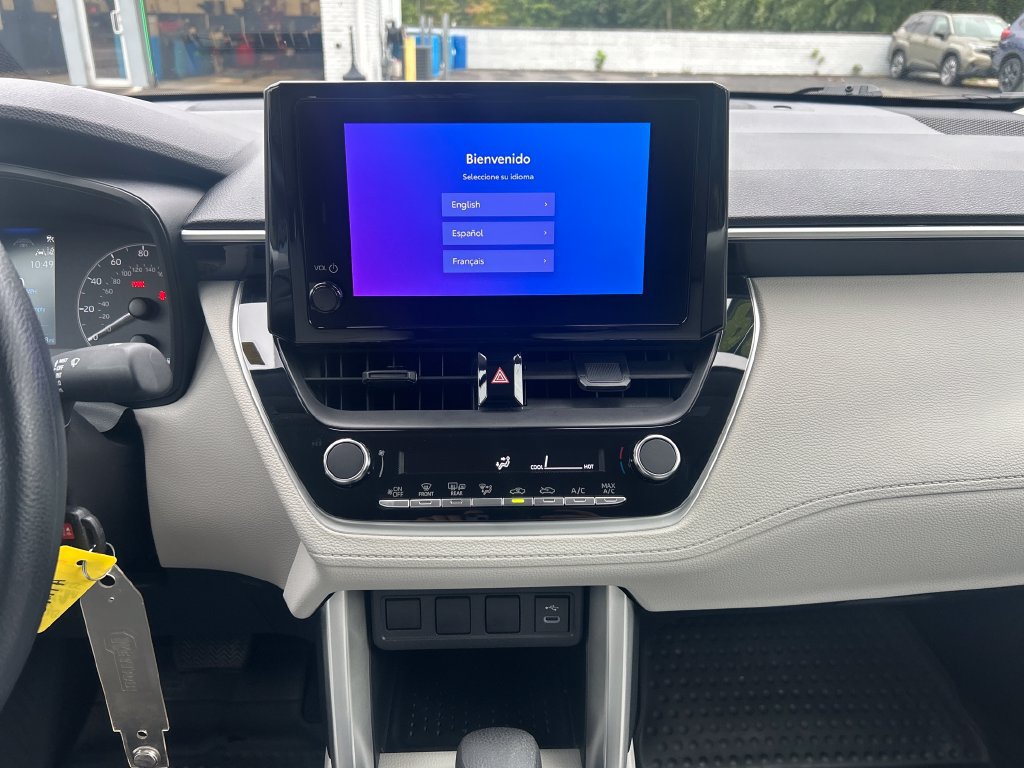 Used 2024 Toyota Corolla Cross L AWD/4WD image 18