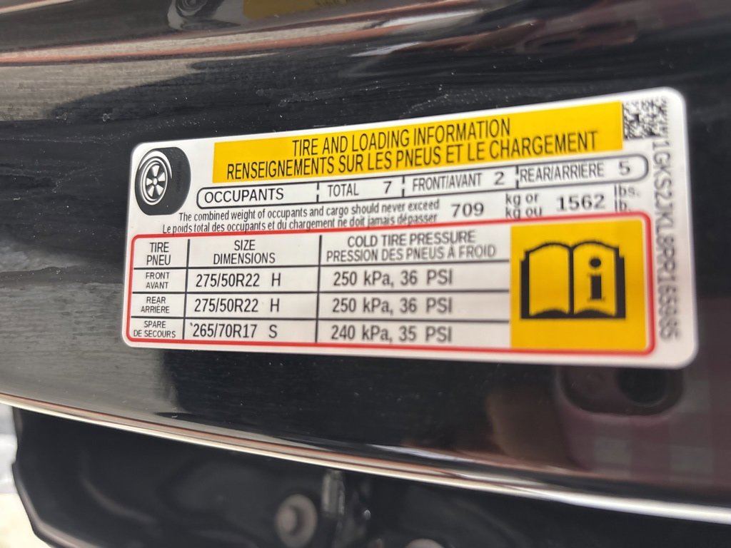 Used 2024 GMC Yukon XL Denali image 23