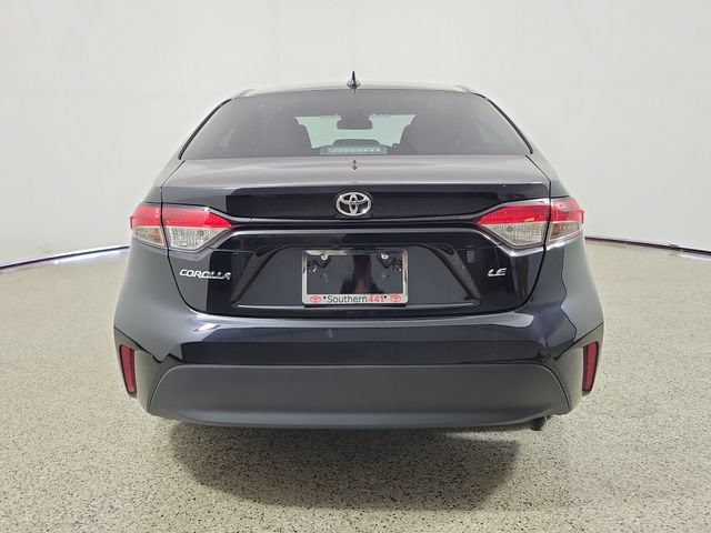 Used 2023 Toyota Corolla LE FWD image 6