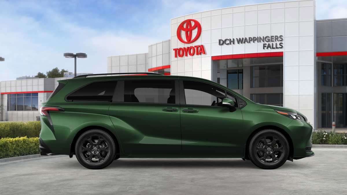 New 2026 Toyota Sienna XLE Woodland Edition AWD/4WD image 30