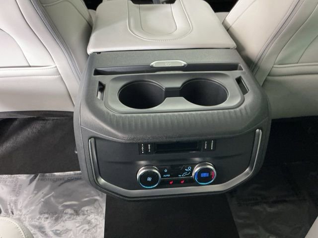 New 2026 Ford Expedition Max Platinum image 28