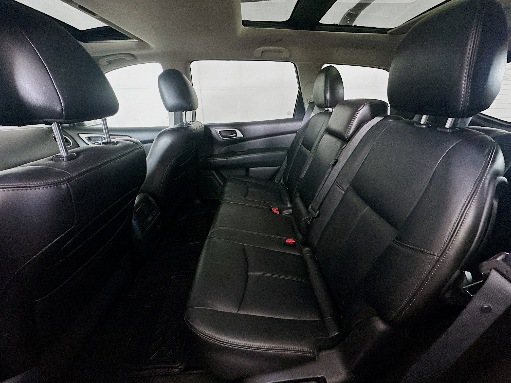 Used 2013 Nissan Pathfinder SL w/ SL Premium Pkg FWD image 28