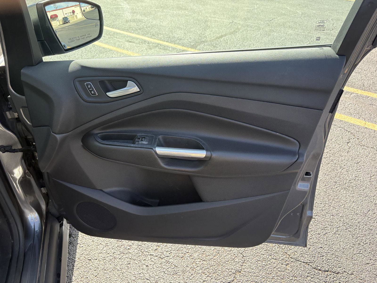 Used 2013 Ford C-MAX SEL FWD image 16