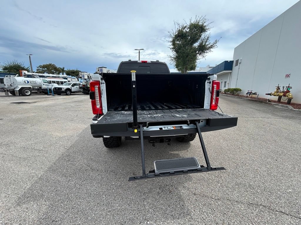 Used 2024 Ford F250 Lariat w/ Lariat Ultimate Package AWD/4WD image 37