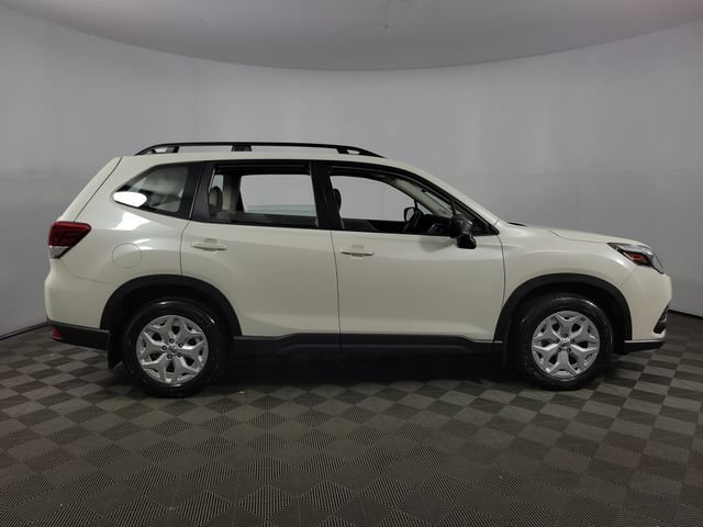 Used 2023 Subaru Forester AWD/4WD image 10