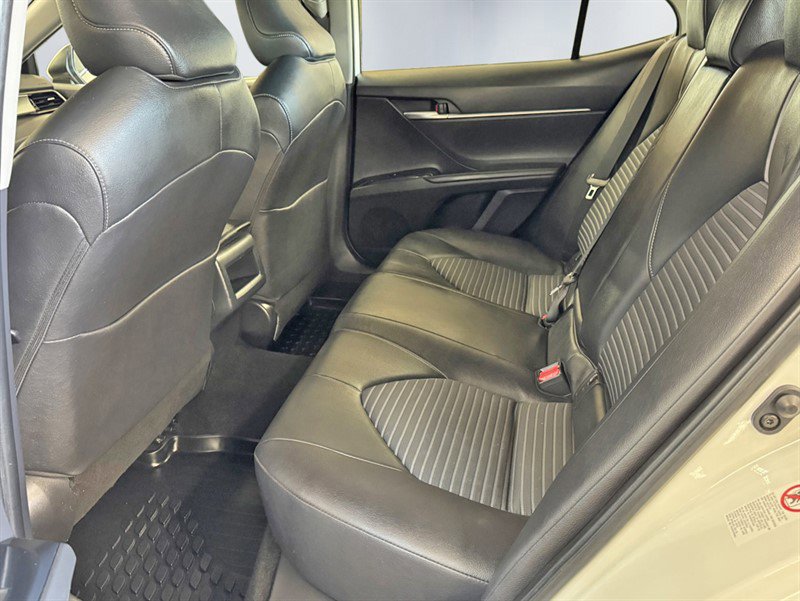 Used 2019 Toyota Camry SE image 21