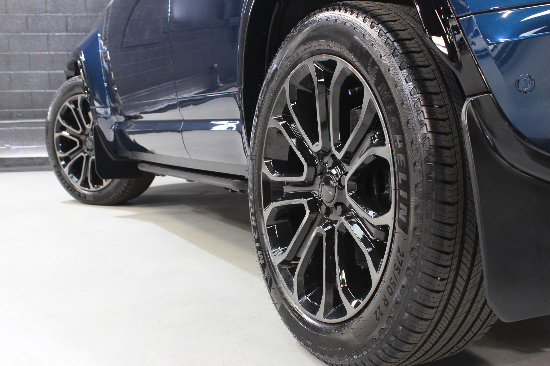 Used 2026 Land Rover Defender 110 image 20