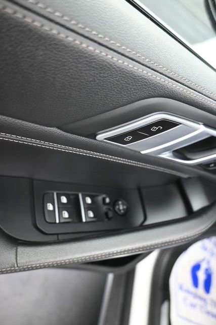 Used 2020 BMW X6 xDrive40i w/ Premium Package image 12