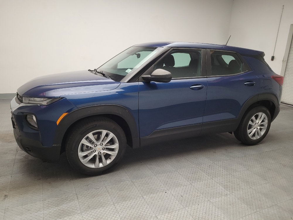 Used 2021 Chevrolet TrailBlazer LS FWD image 2