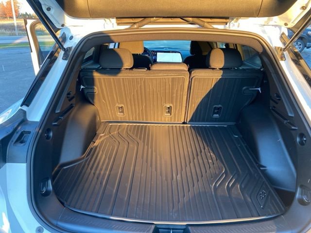 New 2026 Chevrolet Equinox EV LT w/ Comfort Package image 14