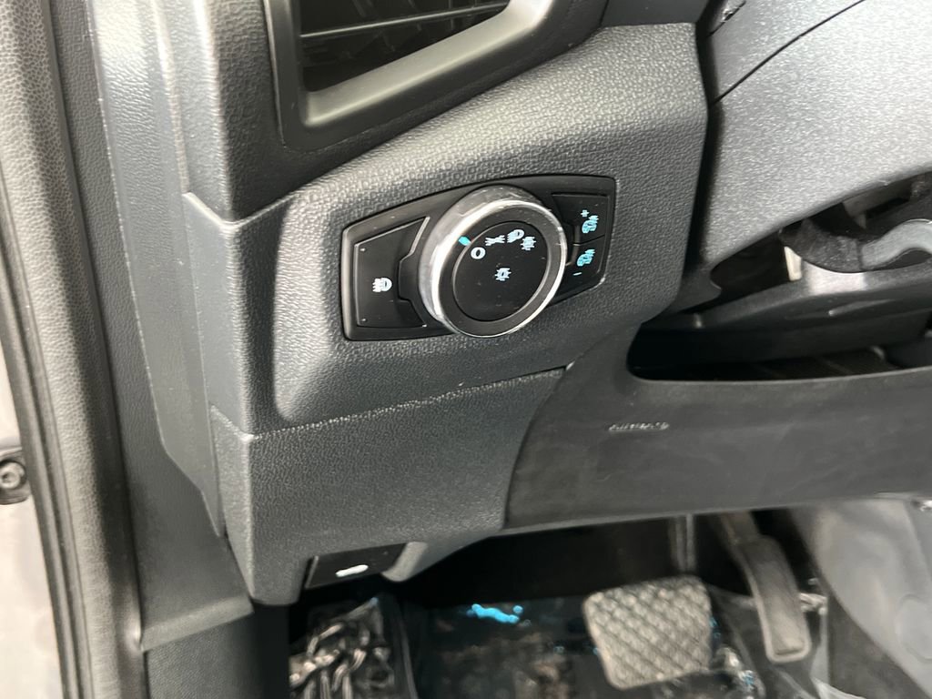 Used 2019 Ford EcoSport Titanium image 34