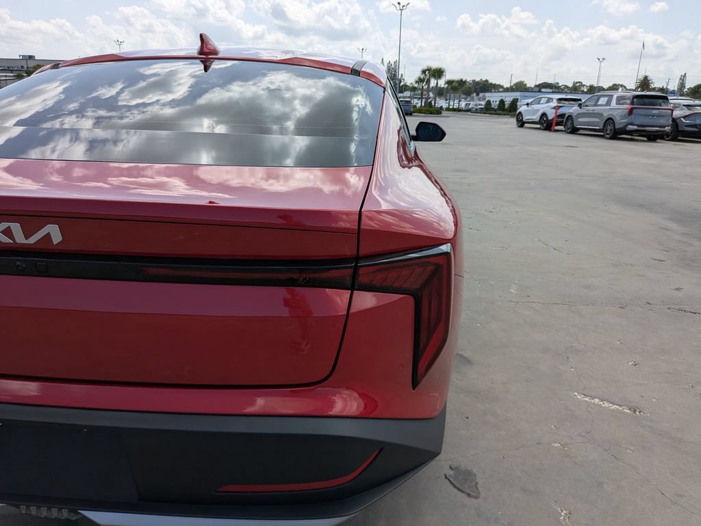 Certified 2025 Kia K4 EX FWD image 11