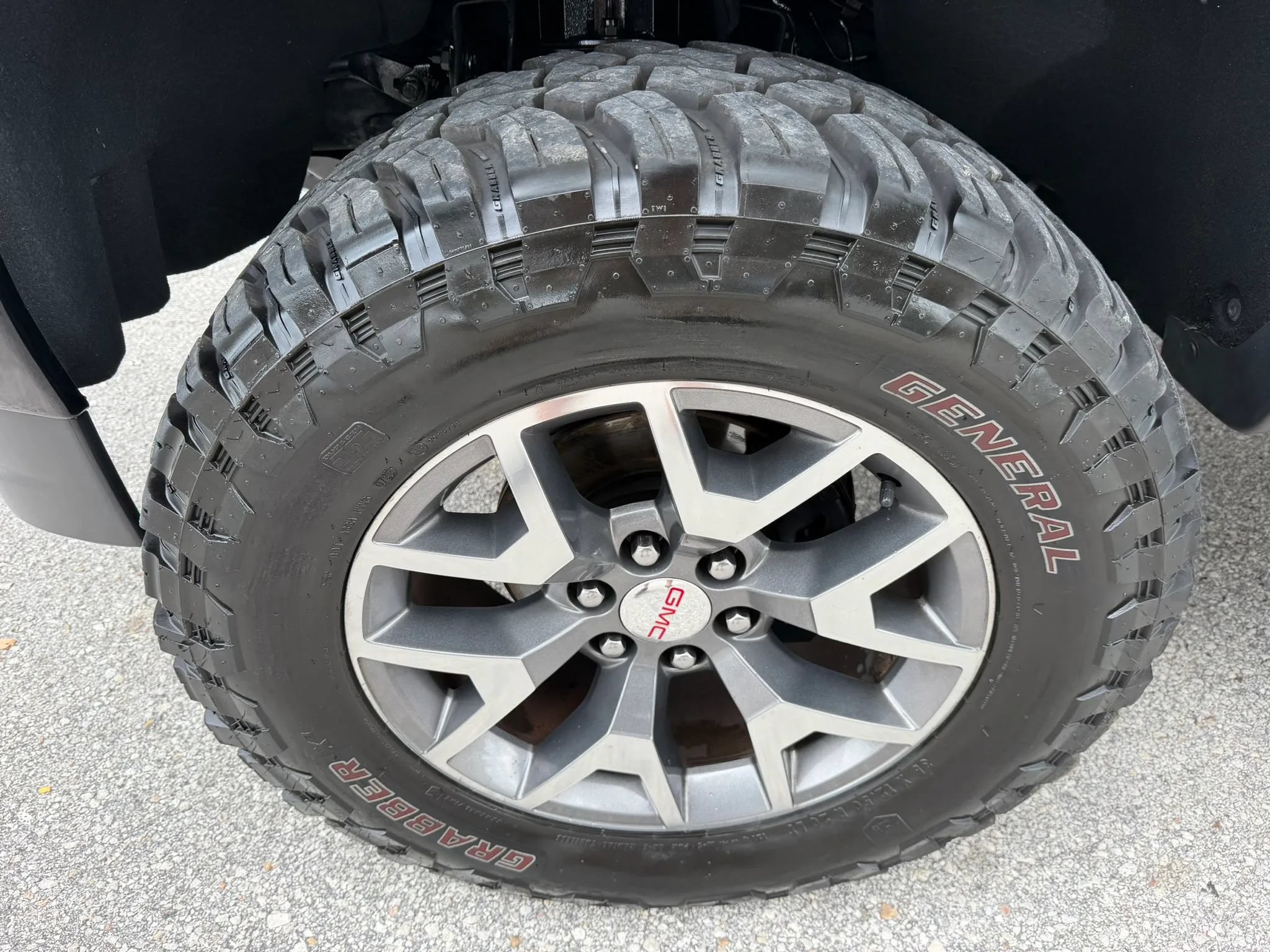 Used 2016 GMC Sierra 1500 SLT w/ All-Terrain Package AWD/4WD image 7