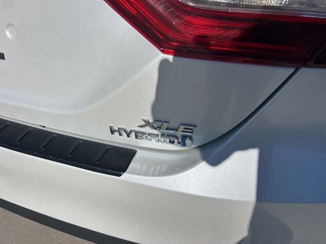 Used 2020 Toyota Camry XLE image 4