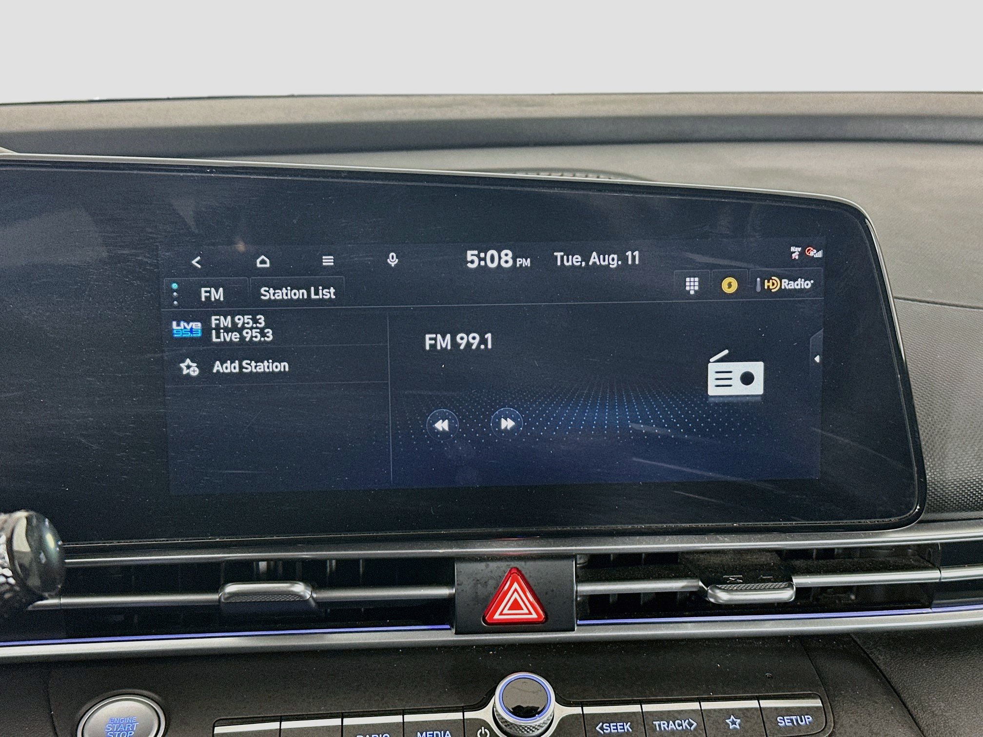 Used 2025 Hyundai Elantra SEL FWD image 21