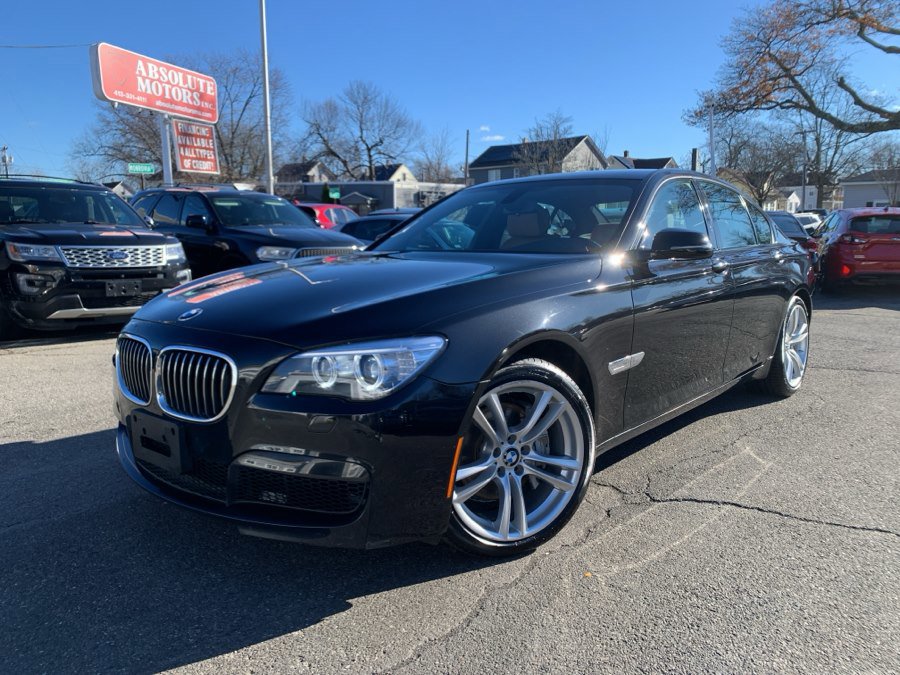 Used 2014 BMW 740i image 1