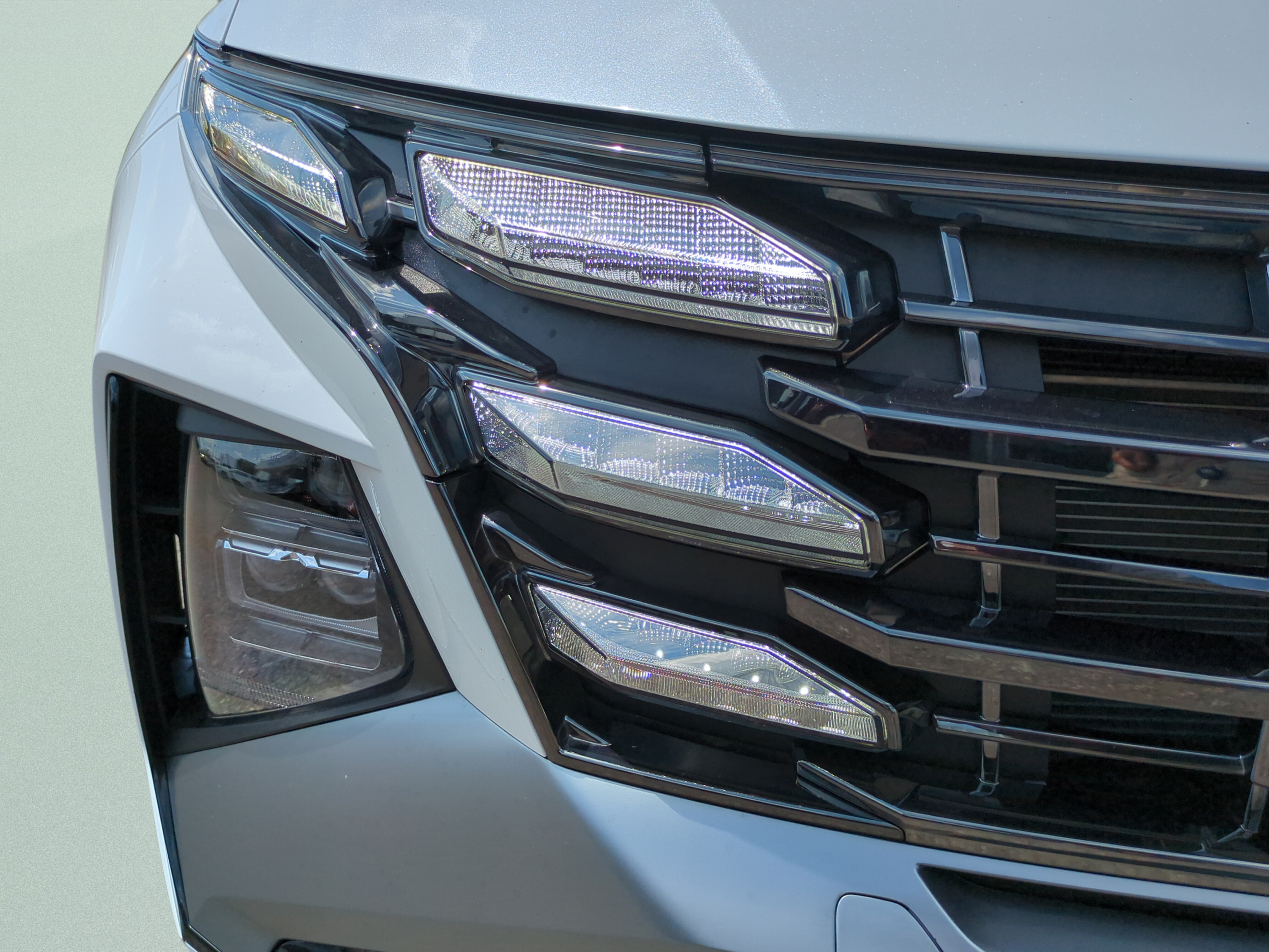 Certified 2025 Hyundai Tucson Limited FWD image 27