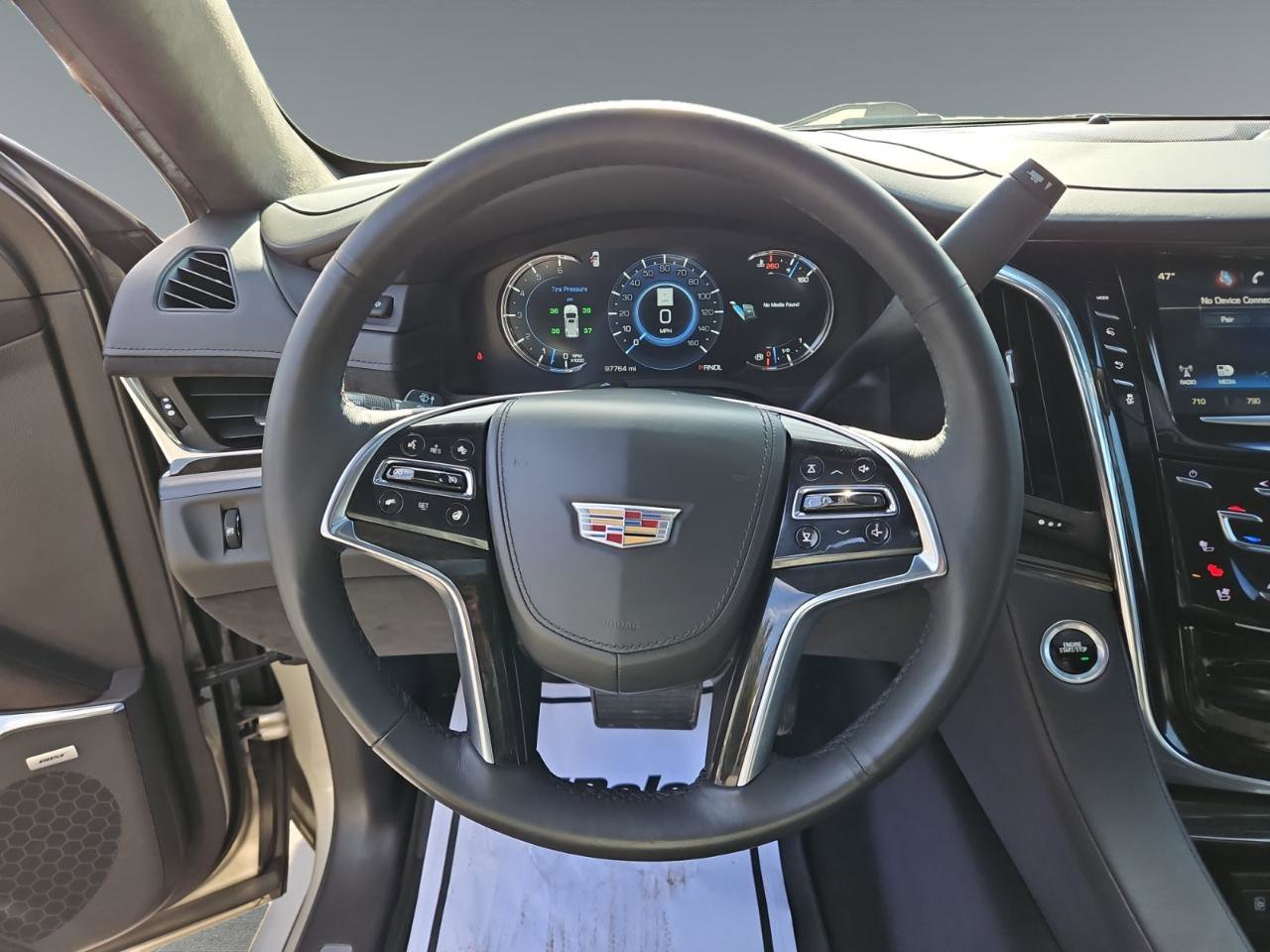 Used 2017 Cadillac Escalade ESV Platinum image 12