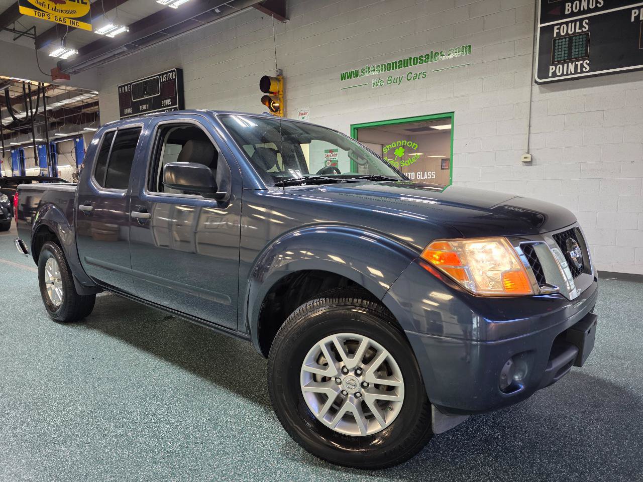 Used 2015 Nissan Frontier SV RWD image 14
