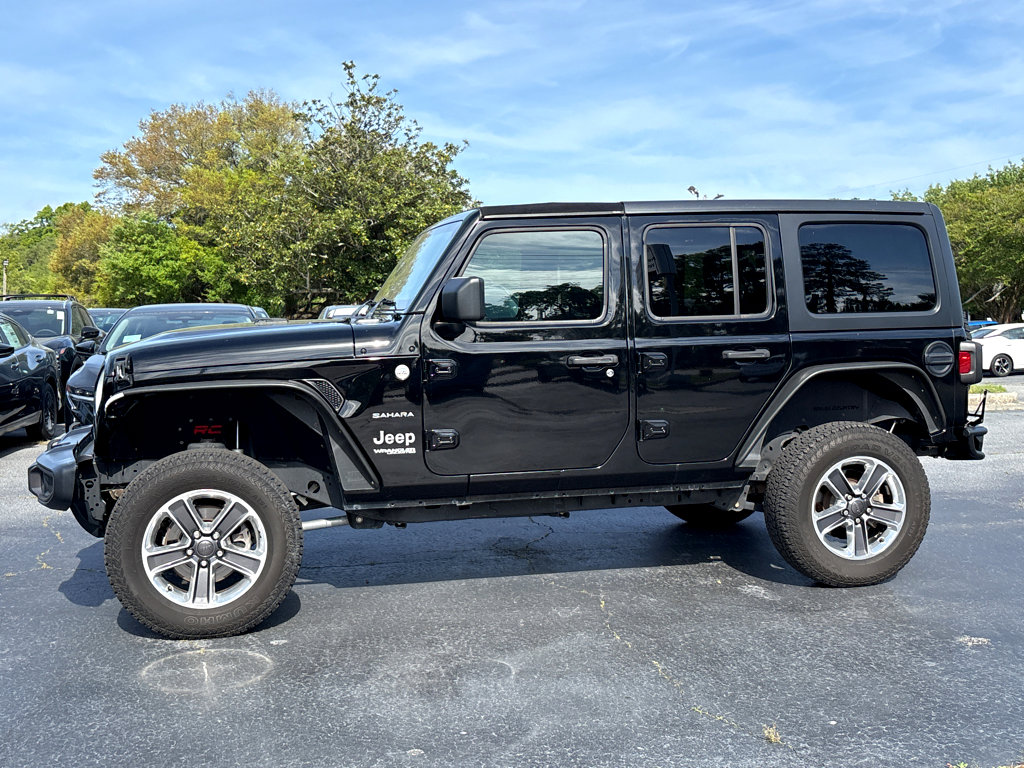 Used 2019 Jeep Wrangler Unlimited Sahara AWD/4WD image 27