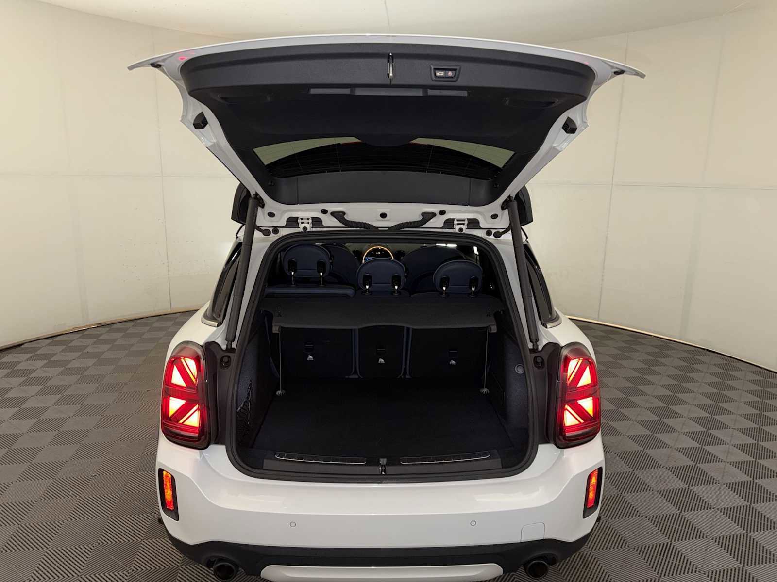 Certified 2024 MINI Cooper Countryman S image 23