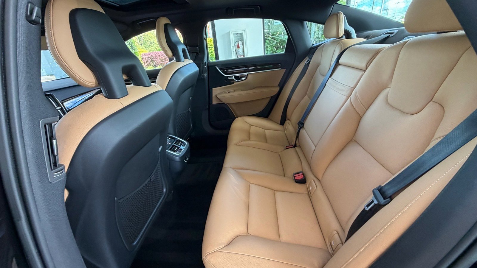 Used 2017 Volvo S90 T6 Momentum w/ Vision Package AWD/4WD image 21