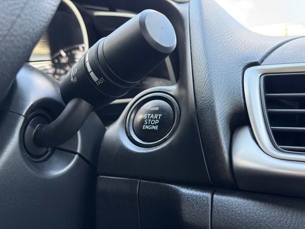 Used 2017 MAZDA MAZDA3 Sport image 9
