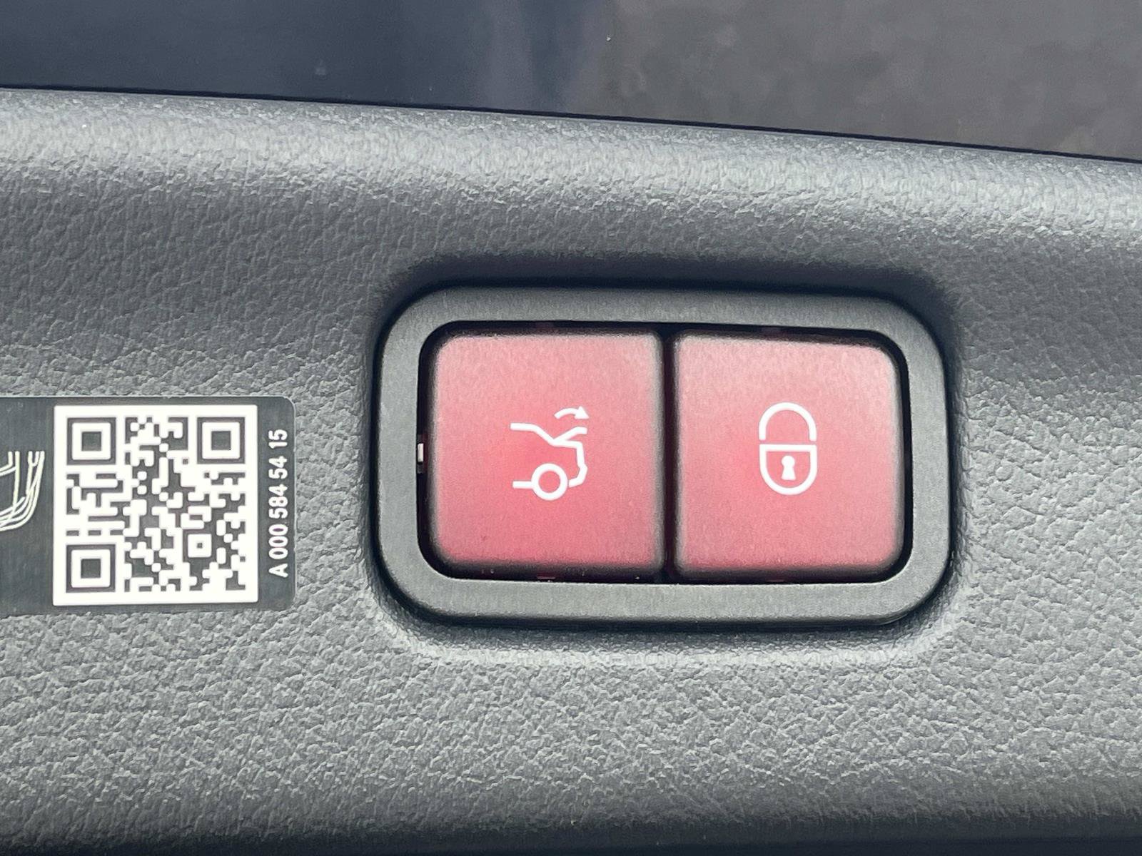 Certified 2024 Mercedes-Benz C 300 Sedan image 12