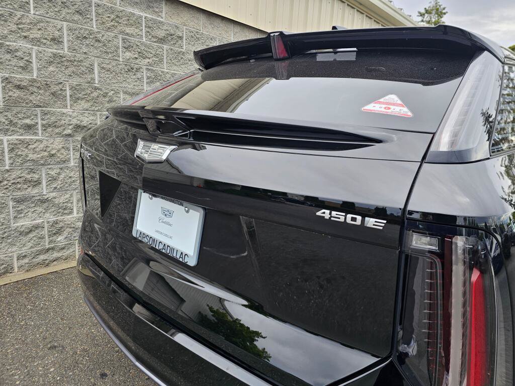 New 2026 Cadillac Optiq Sport 2 RWD image 16