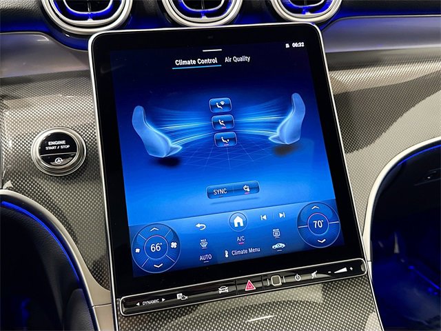 Used 2025 Mercedes-Benz GLC 300 4MATIC image 16