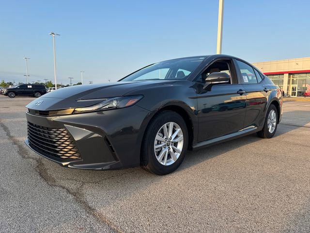 New 2026 Toyota Camry LE image 2