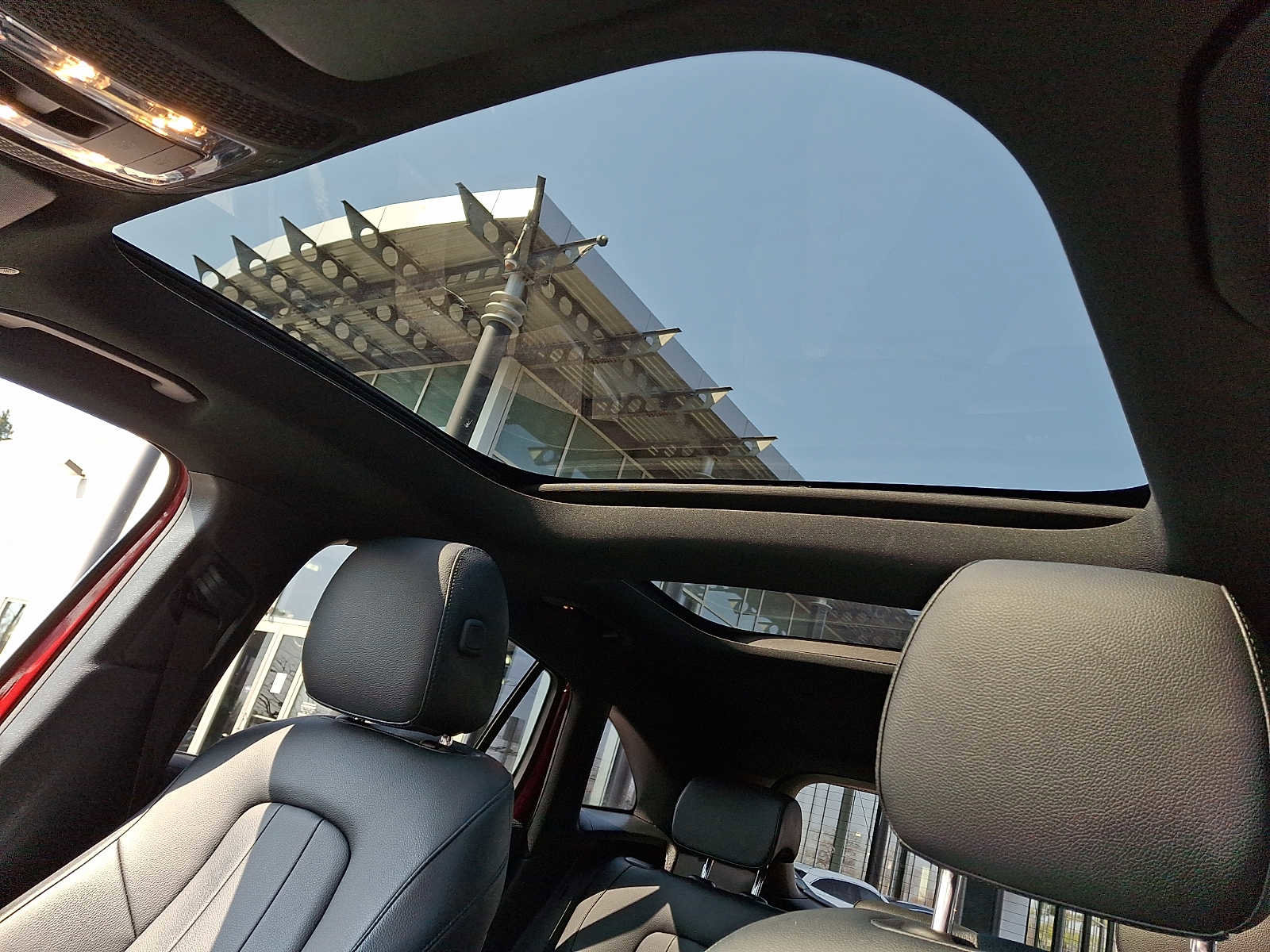 Certified 2022 Mercedes-Benz GLA 250 4MATIC image 11