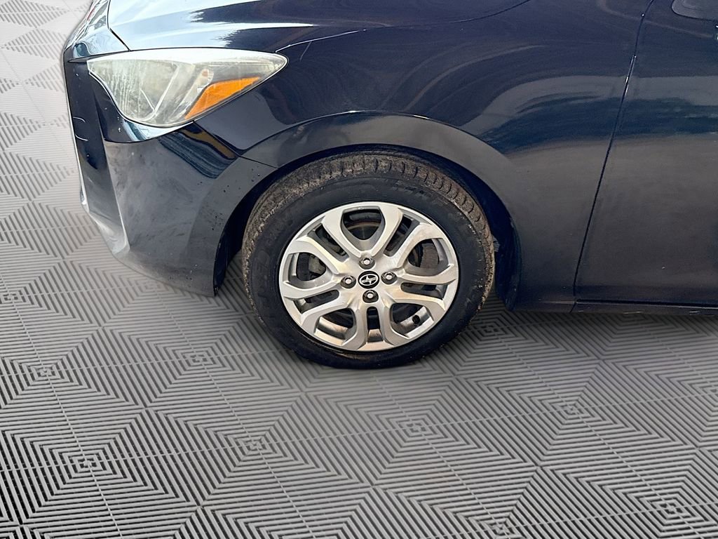 Used 2016 Scion iA image 31