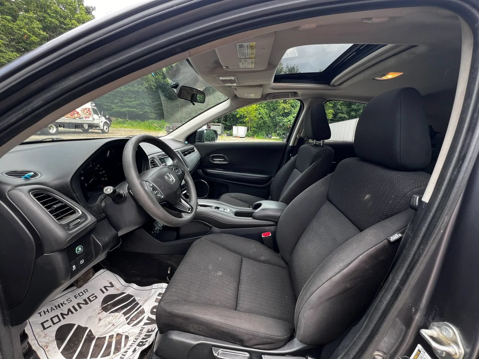 Used 2016 Honda HR-V EX image 9