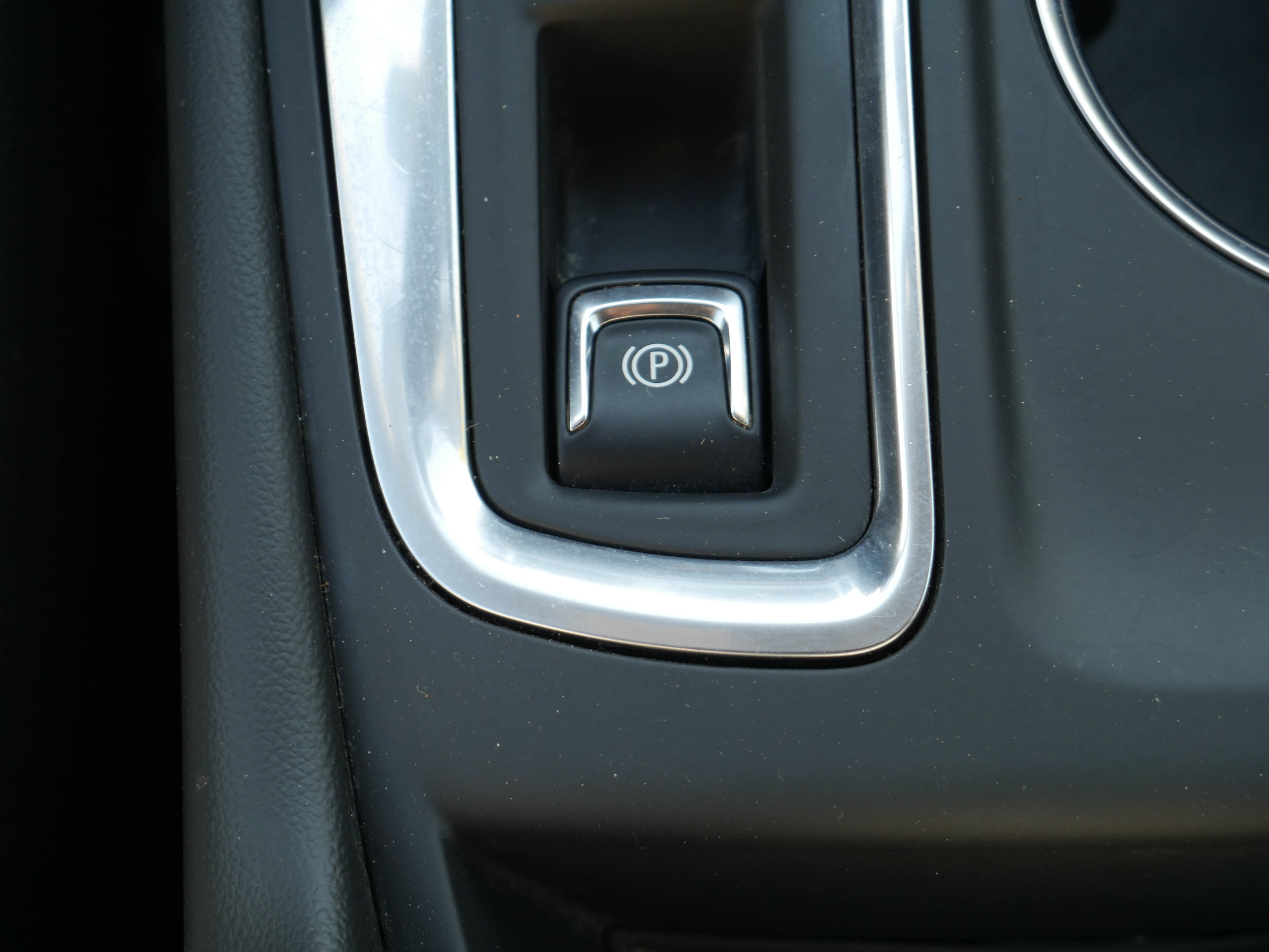 Used 2021 Chevrolet Equinox LS w/ LS Convenience Package AWD/4WD image 24