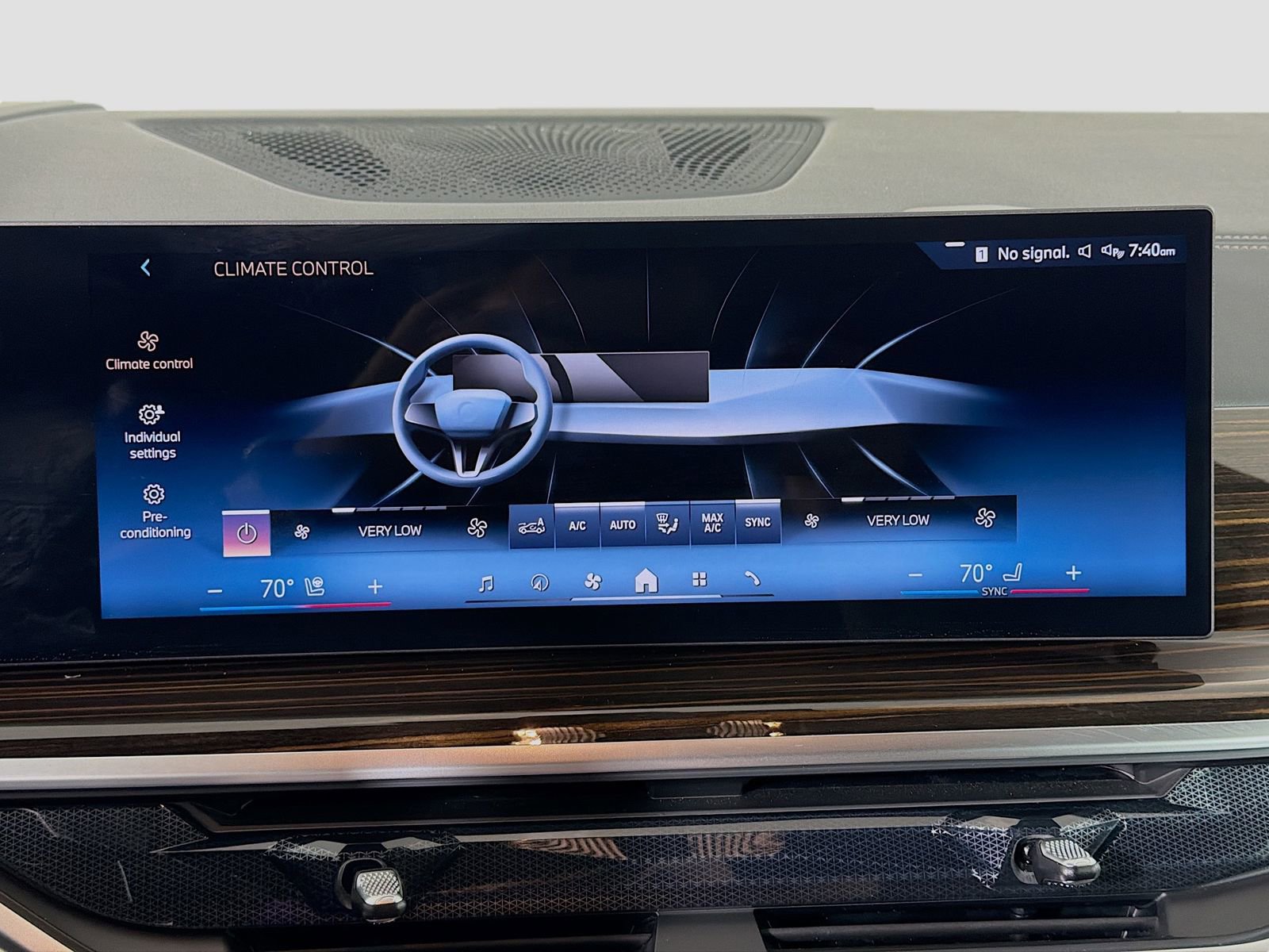 Used 2026 BMW X5 xDrive40i w/ Climate Comfort Package image 19