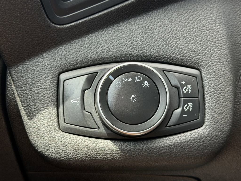 Used 2018 Ford Escape S FWD image 29