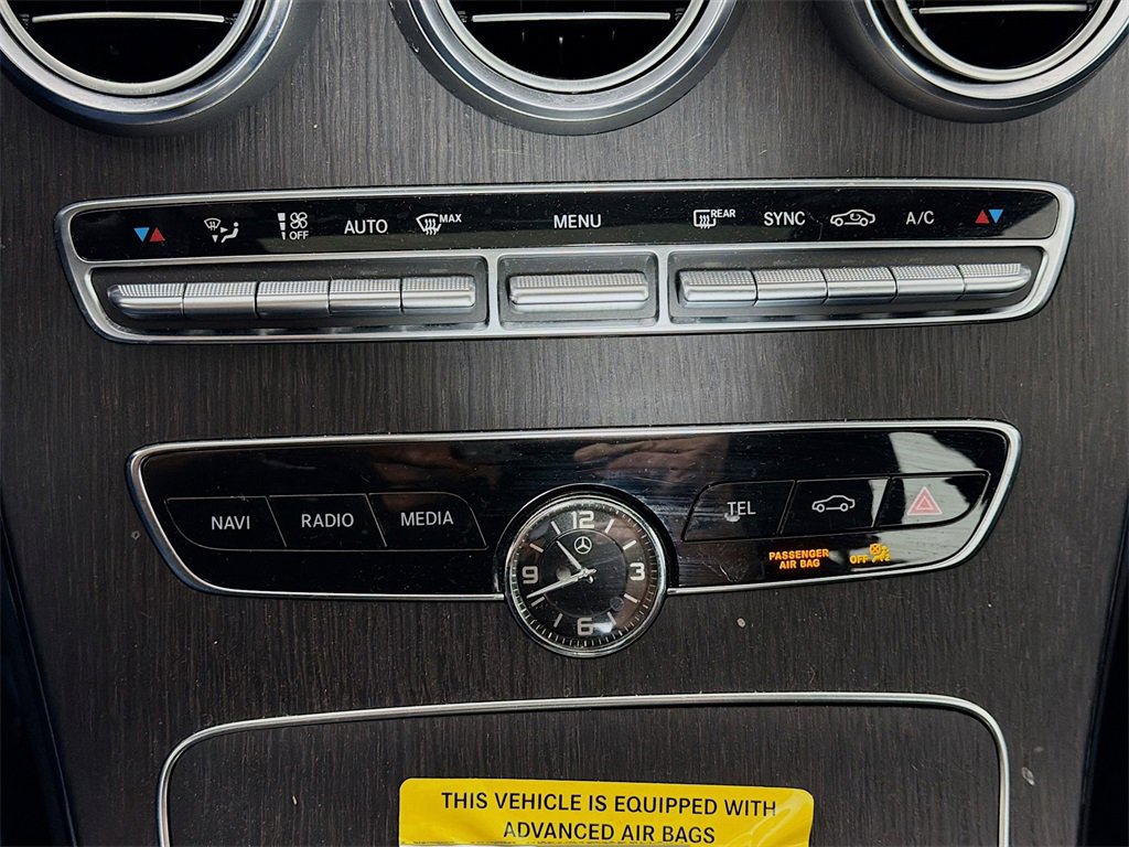 Used 2019 Mercedes-Benz C 300 4MATIC Sedan image 18