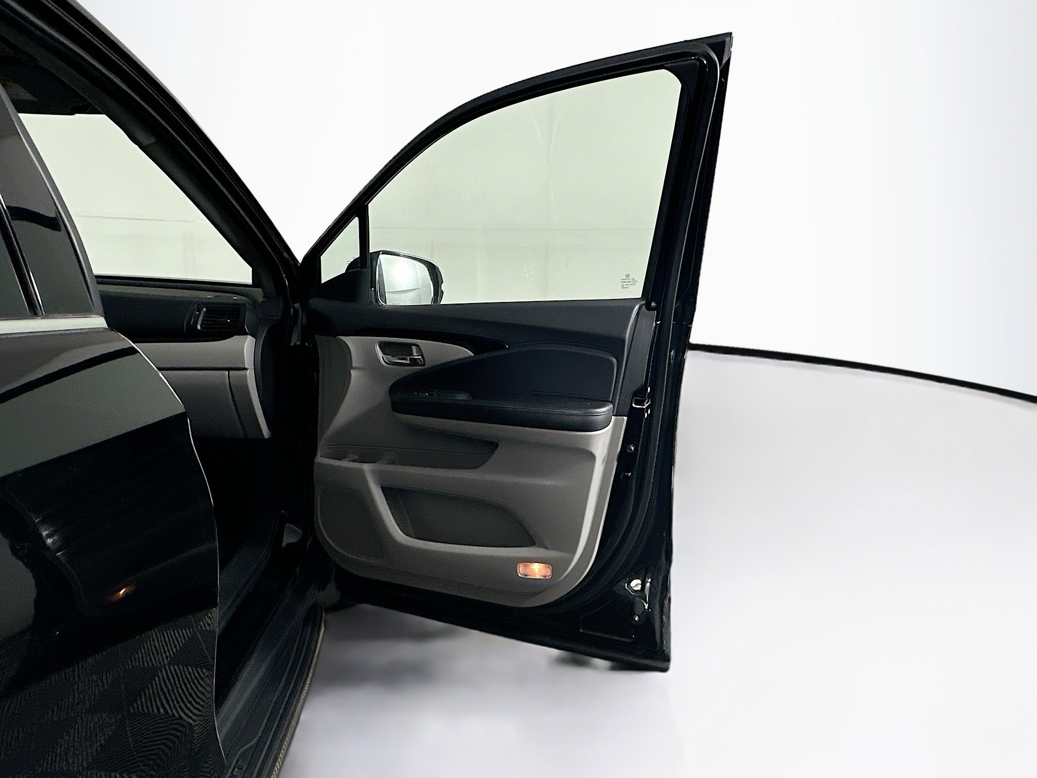 Used 2017 Honda Pilot Elite image 34