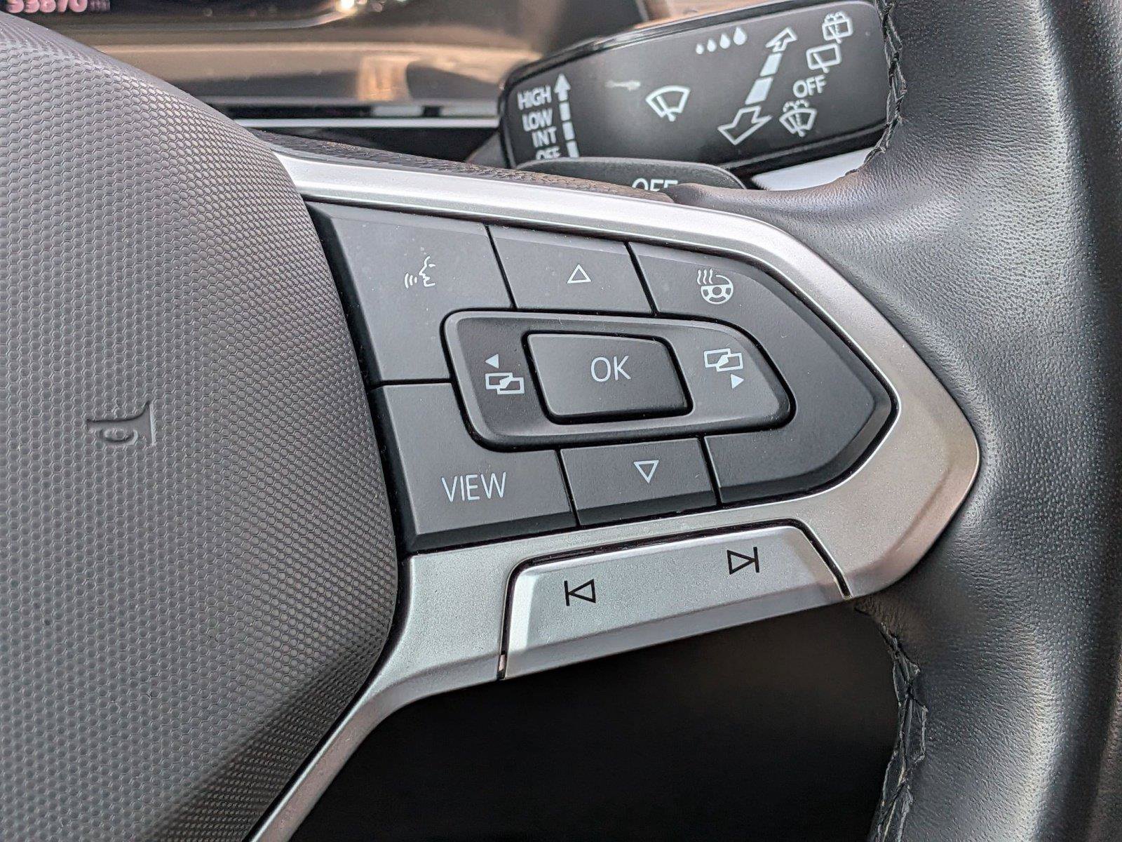 Used 2024 Volkswagen Atlas SEL Premium R-Line AWD/4WD image 25