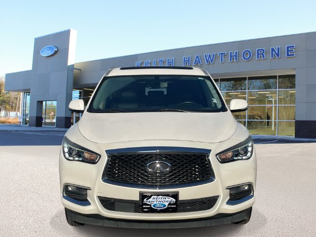 Used 2019 INFINITI QX60 Luxe w/ Essential Package AWD/4WD image 2