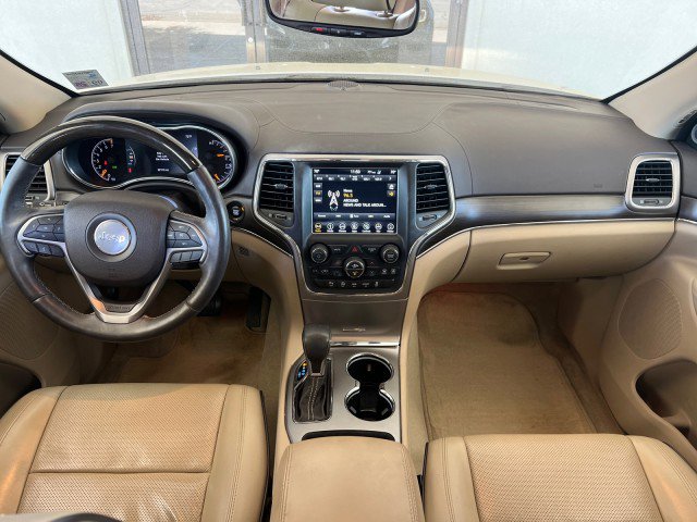 Used 2018 Jeep Grand Cherokee Overland RWD image 24