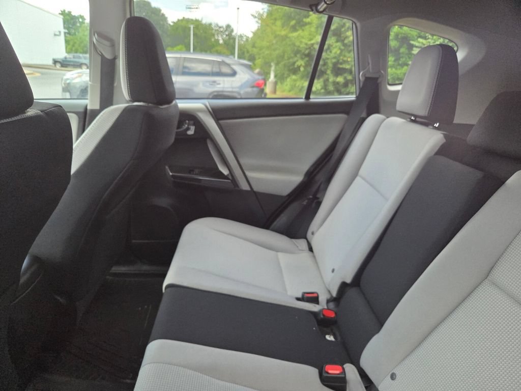 Used 2018 Toyota RAV4 Adventure FWD image 6