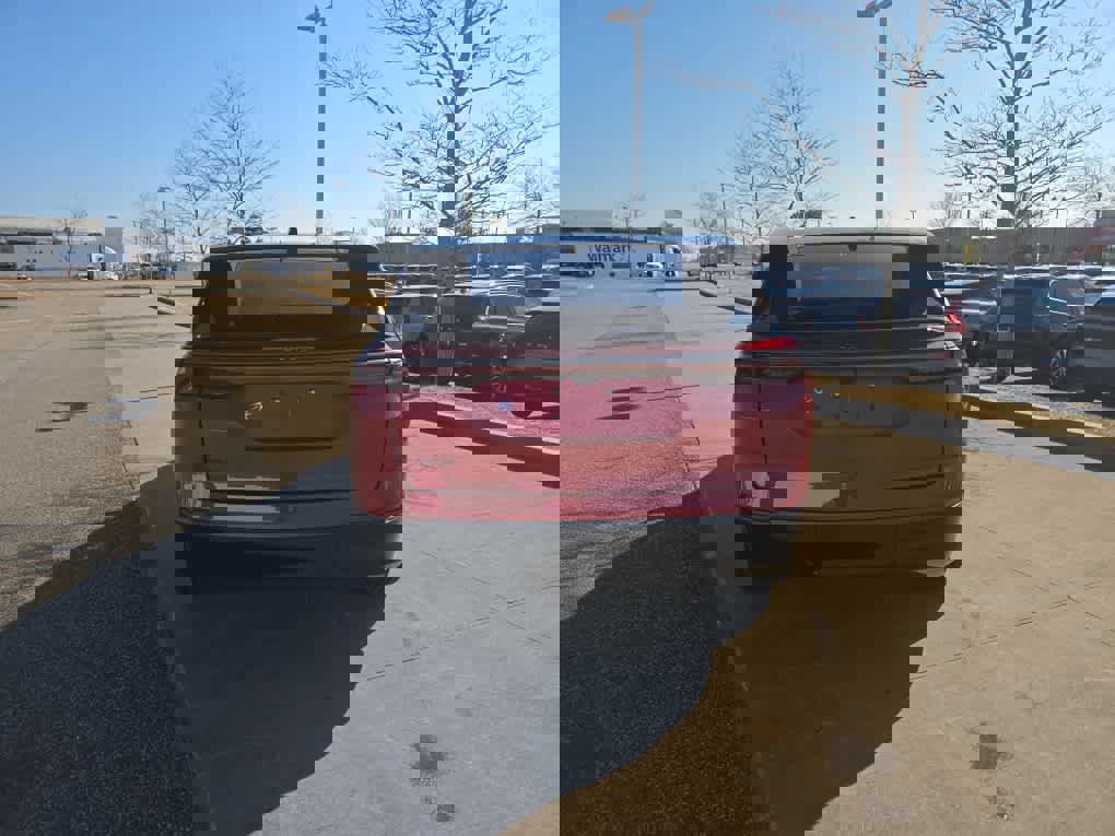 Used 2025 Jeep Wagoneer S Limited AWD/4WD image 6