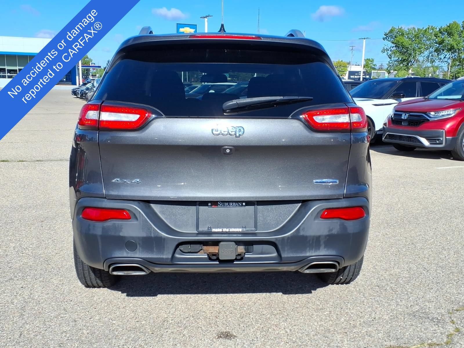 Used 2015 Jeep Cherokee Latitude w/ Cold Weather Group AWD/4WD image 8