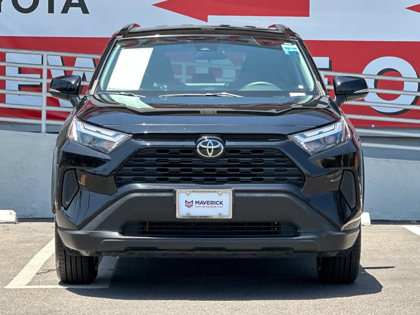 Used 2024 Toyota RAV4 XLE FWD image 7