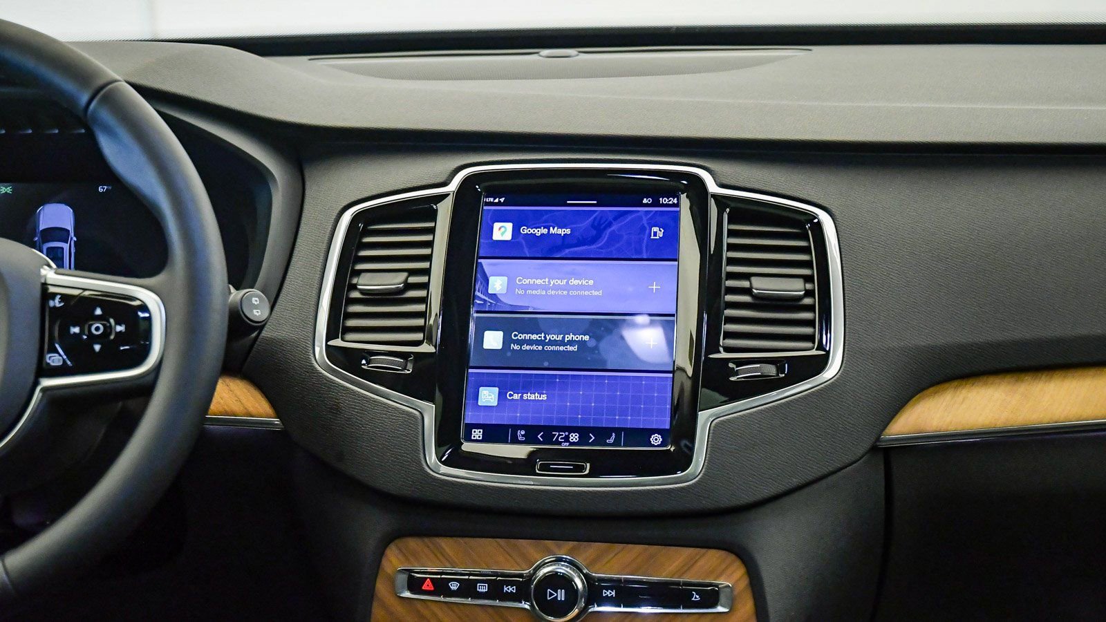 Certified 2025 Volvo XC90 B6 Ultra image 13
