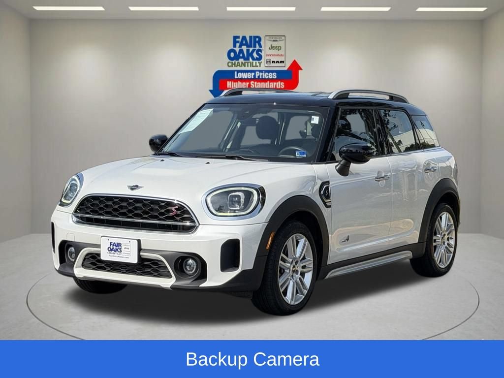Used 2023 MINI Cooper Countryman S w/ Signature Upholstery Package AWD/4WD image 3