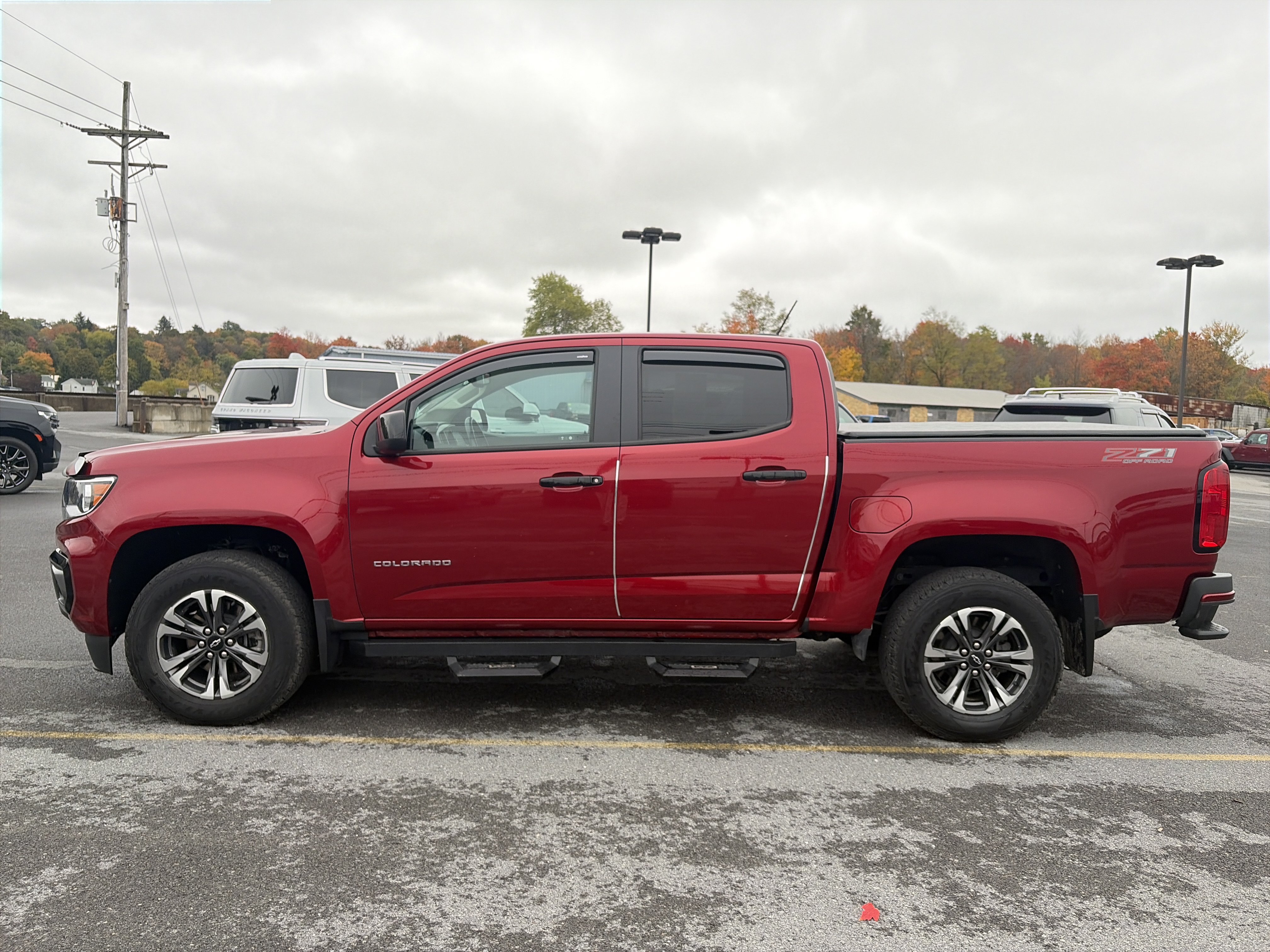 Used 2021 Chevrolet Colorado Z71 AWD/4WD image 15