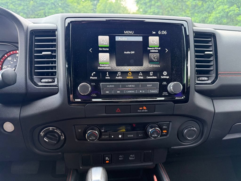 Used 2022 Nissan Frontier PRO-4X w/ Technology Package AWD/4WD image 11